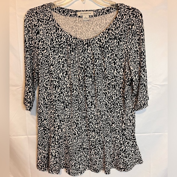 LIZ CLAIBORNE, Quarter Sleeve White/Black Animal Print Round Neck, Blouse, M - Picture 1 of 9